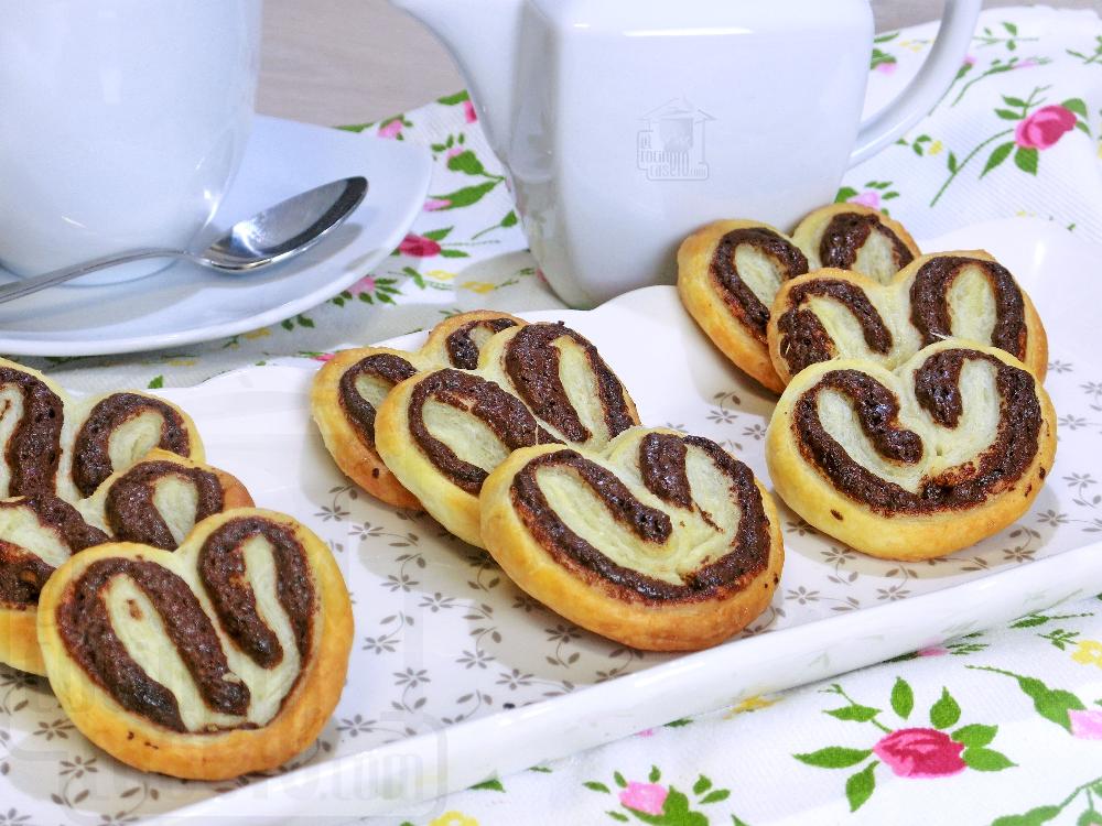 Palmeritas de hojaldre rellenas de chocolate