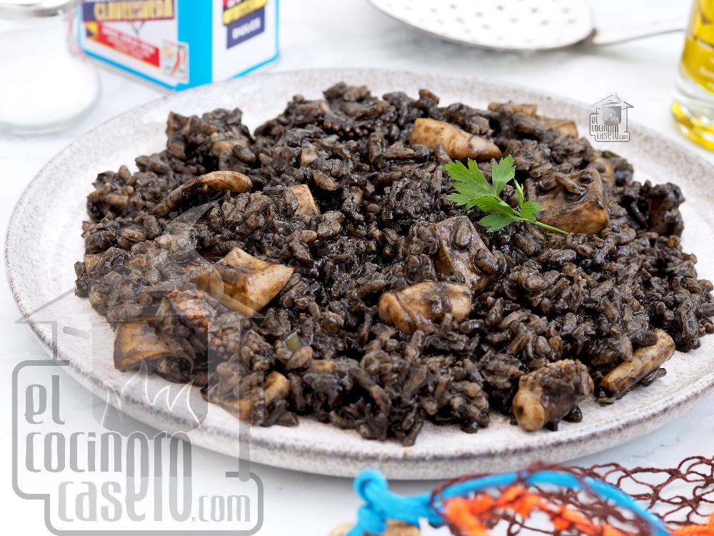 Arroz negro con sepia