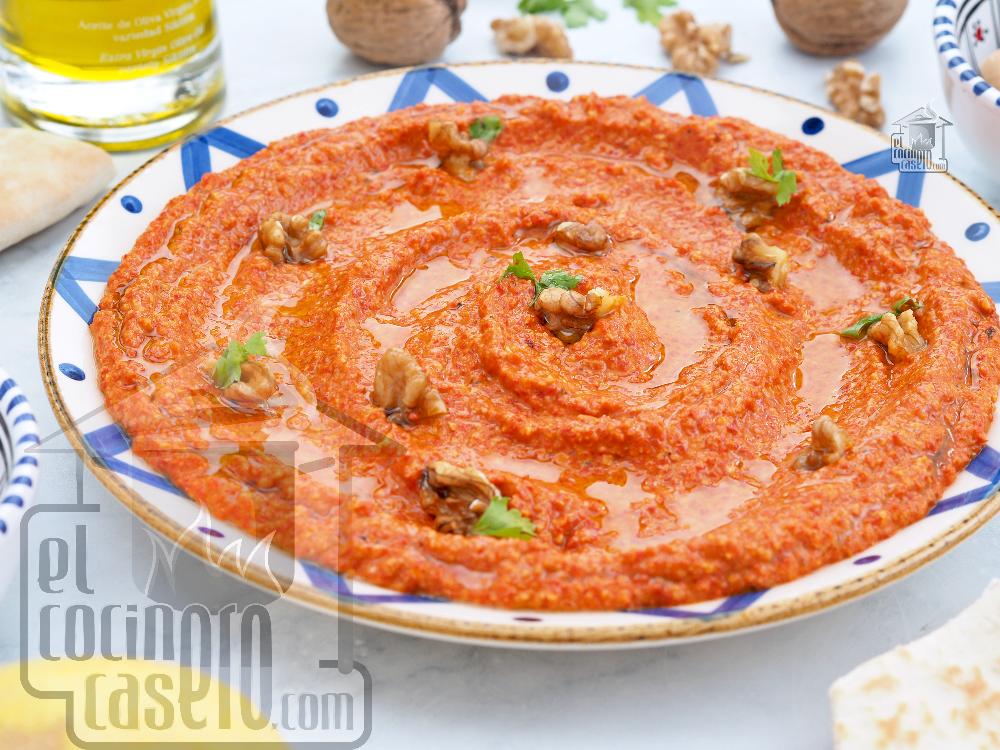 Muhammara, crema siria de pimientos y nueces