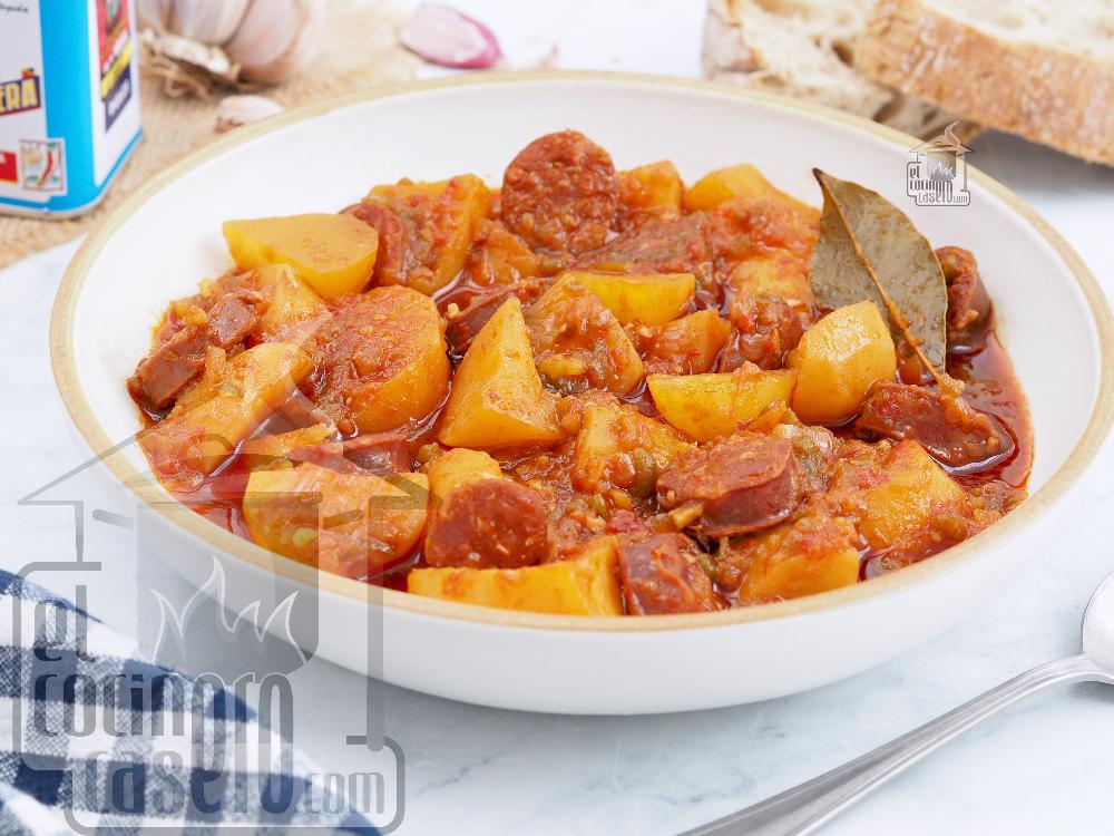 Patatas guisadas con chorizo