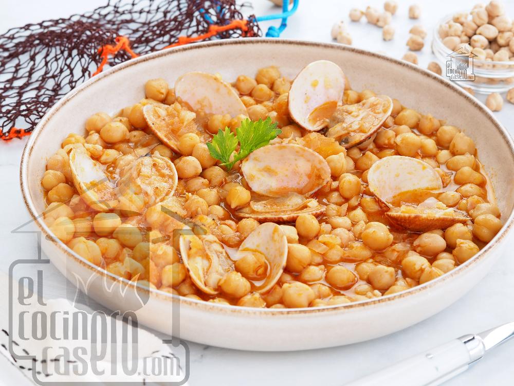 Garbanzos con almejas