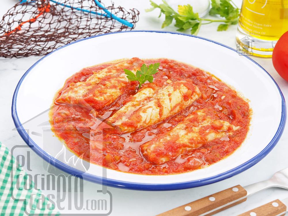 Caballa con tomate