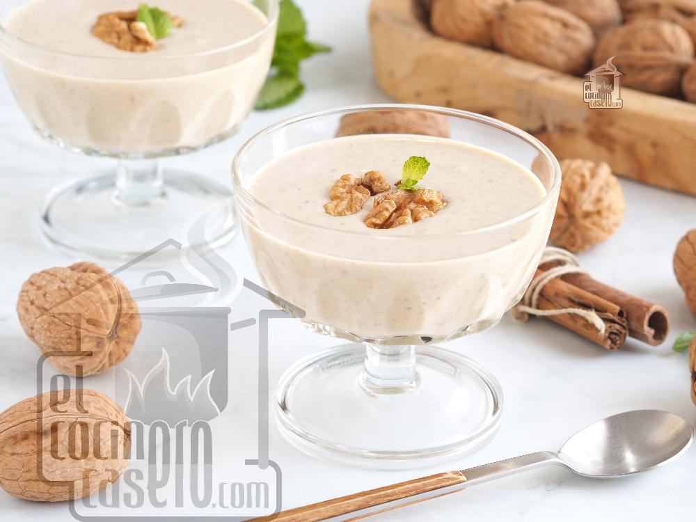Intxaursaltsa, crema de nueces tradicional vasca