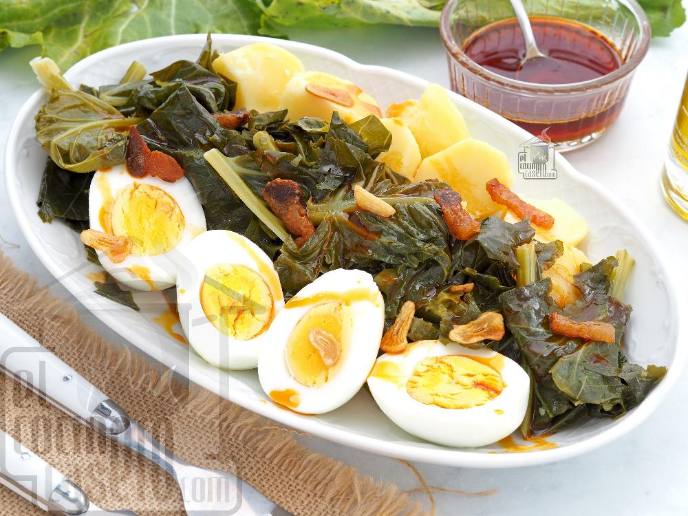 Xenos con huevo y ajada