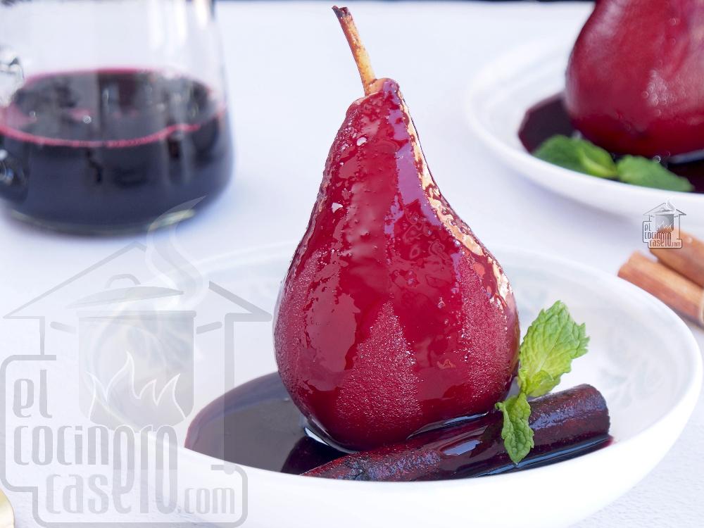 Peras al vino tinto