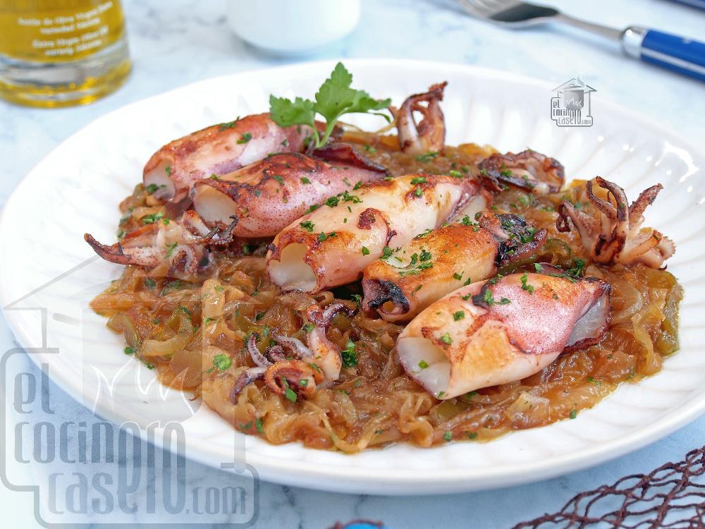 Chipirones encebollados
