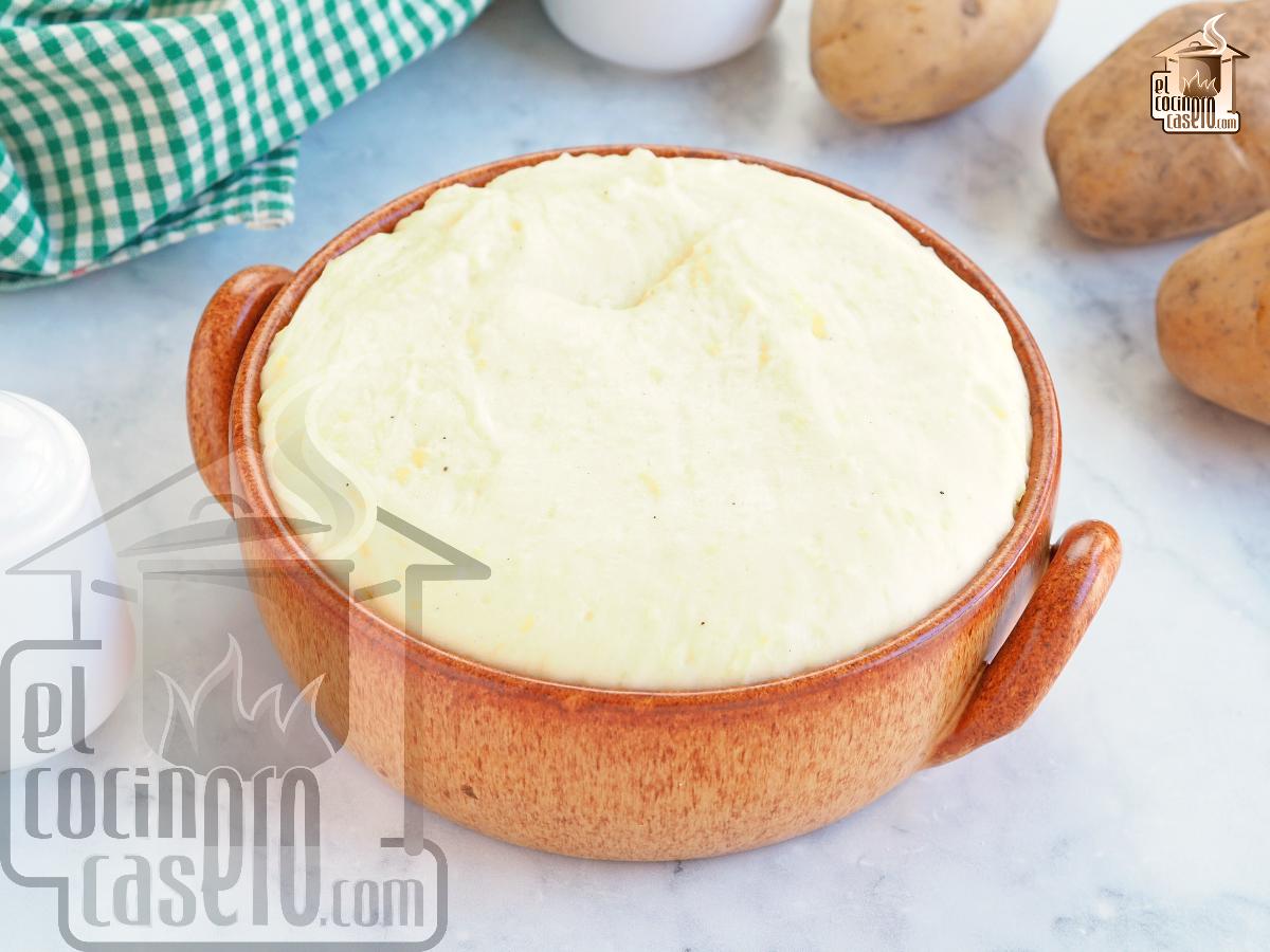 Aligot, puré de patatas con queso