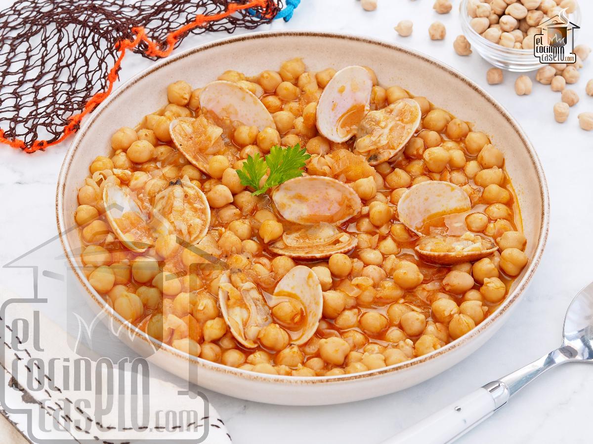 Garbanzos con almejas