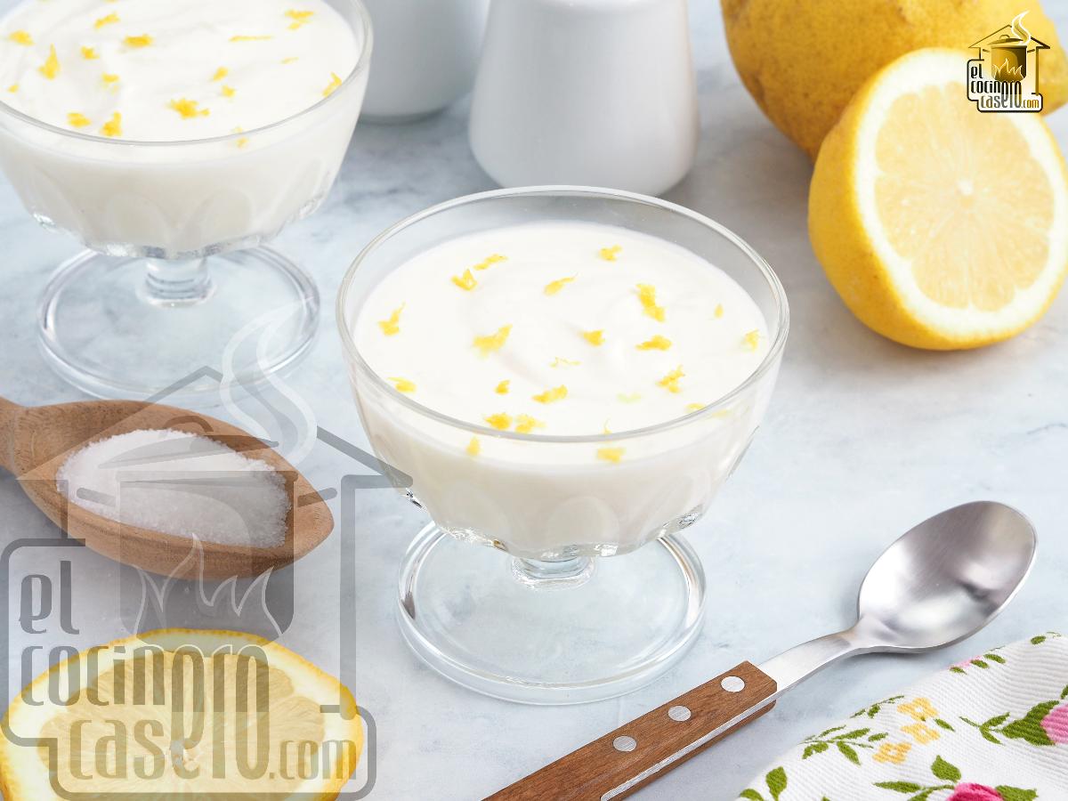 Mousse de limón con leche condensada