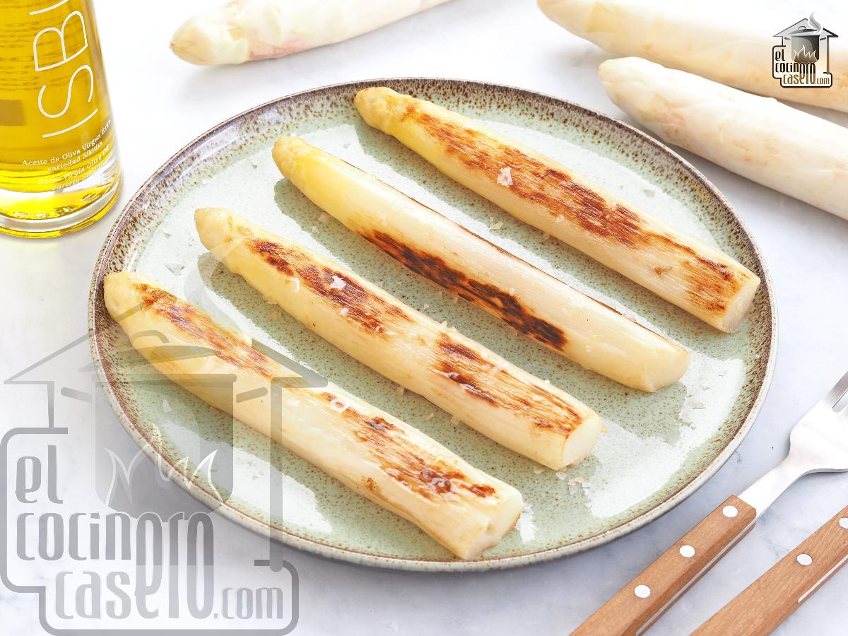 Espárragos blancos a la plancha